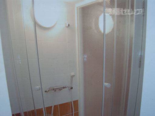 キッチン　写真は１００２号室のです。