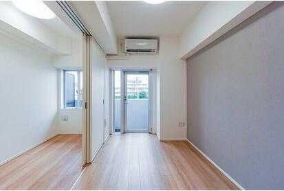 居室・リビング　他号室参照写真