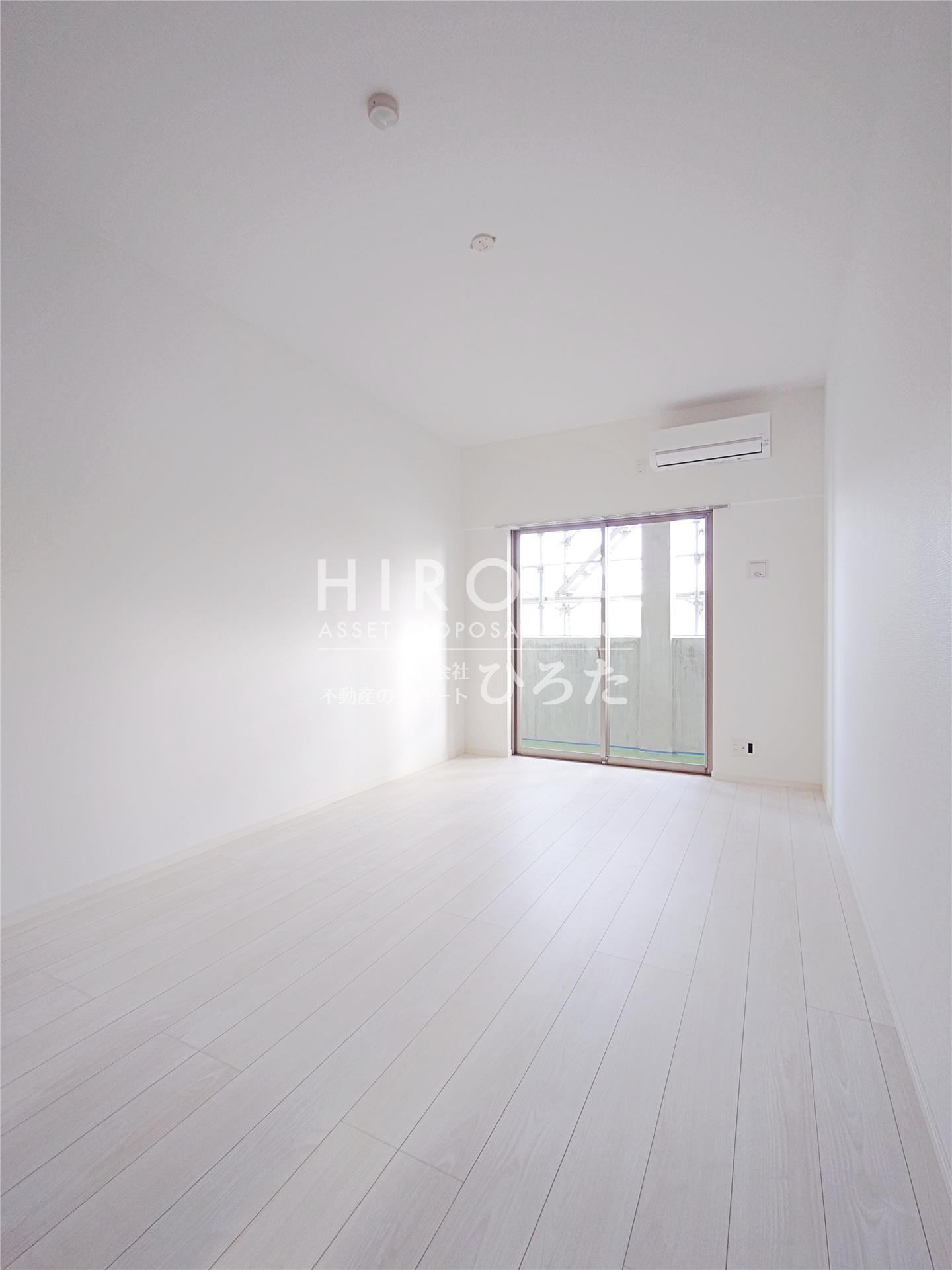 居室・リビング　同仕様写真です。現況優先になります。