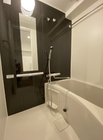 バス・シャワールーム　バス