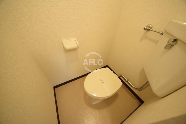 トイレ　ジェイ・プライド上本町　トイレ