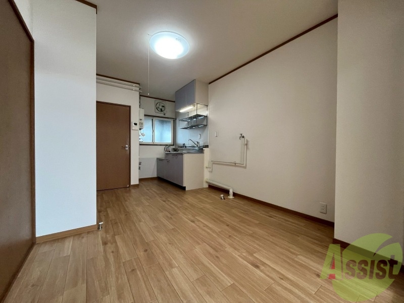 居室・リビング　広くてキレイなお部屋が広がっていて、充実した生活が送れそう。