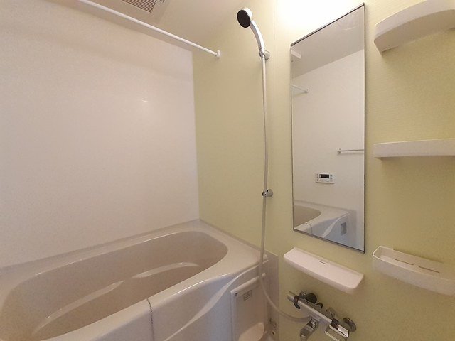 バス・シャワールーム　日々の暮らしに欠かせないお風呂です