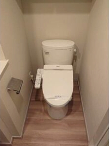 トイレ　【参考】同建物内の別のお部屋の画像です