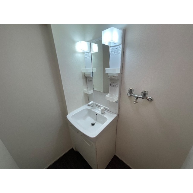 洗面設備　洗面所です