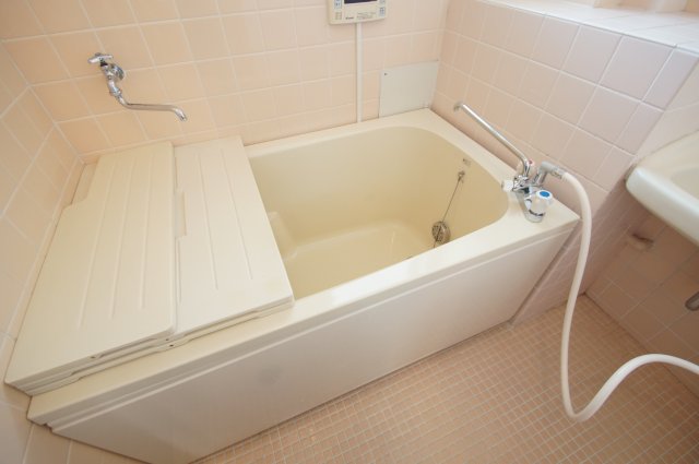 バス・シャワールーム　バスルーム