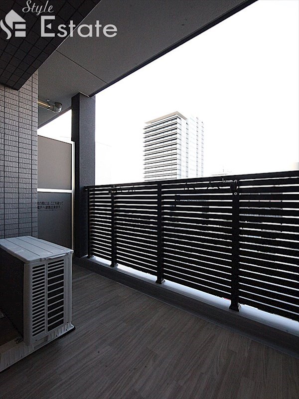 バルコニー　バルコニー