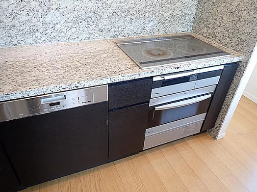 キッチン　別タイプ部屋　参考写真です