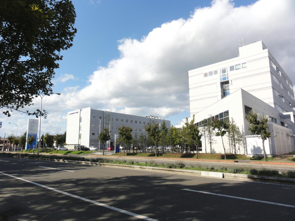 大学・短大　私立北海道医療大学心理科学部（大学・短大）まで705m