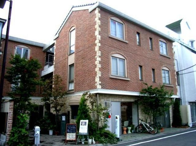 建物外観　おしゃれなデザイナーズマンション！