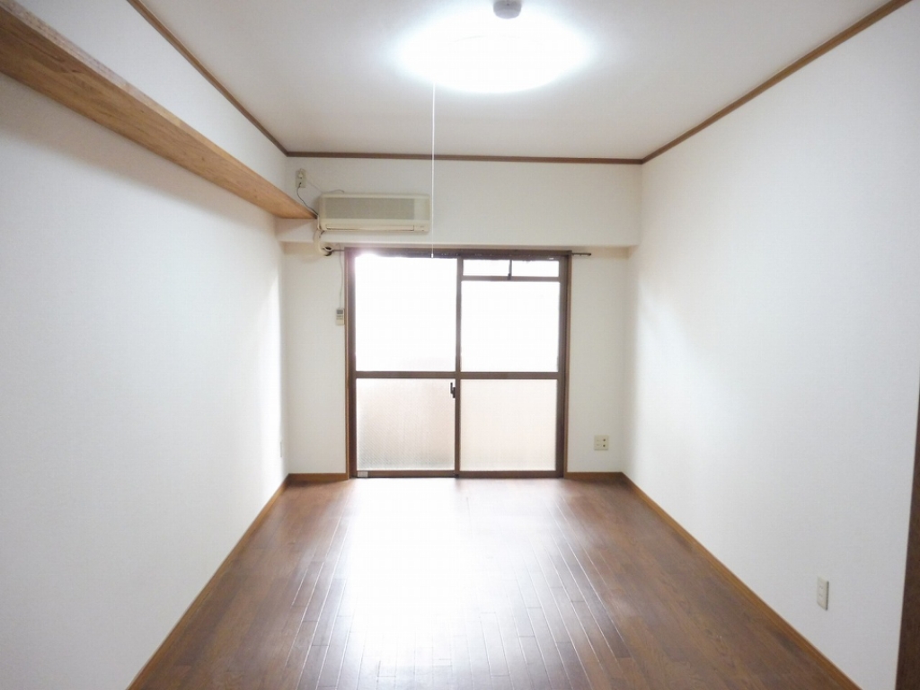 居室・リビング　リビング