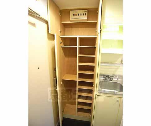 その他設備　大きな靴箱です。