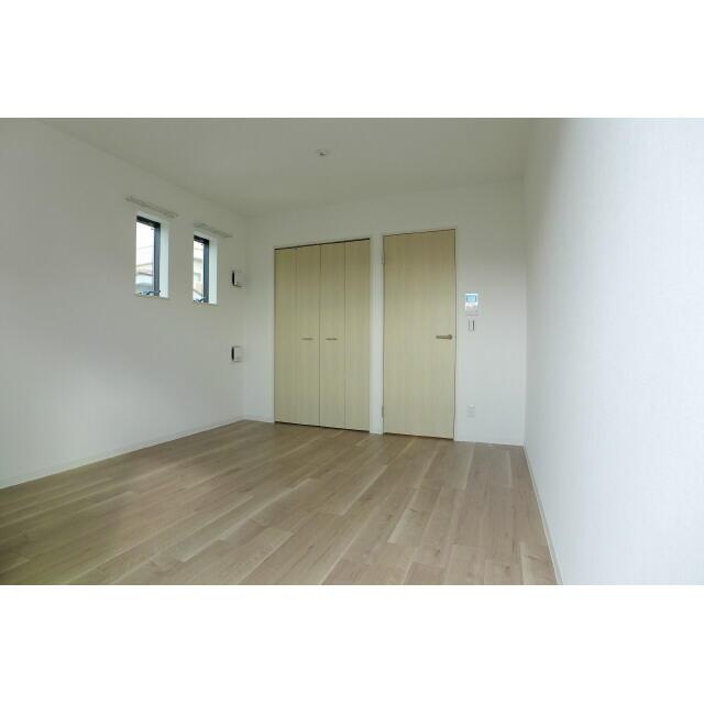 居室・リビング　?