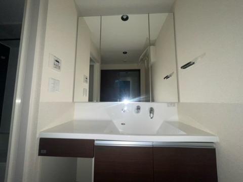 洗面設備　洗髪洗面化粧台（イメージ）