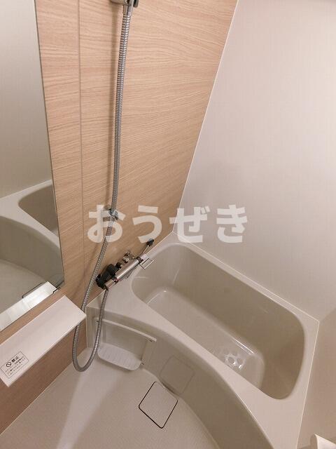 バス・シャワールーム　?