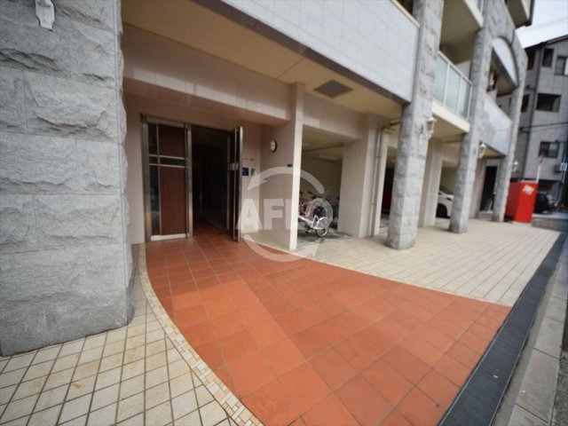 エントランス　シェモア桜川　エントランス