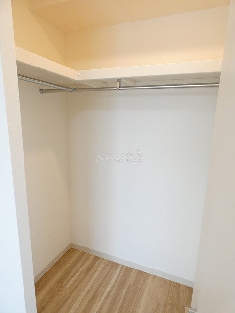 収納　ウォークインクローゼット
