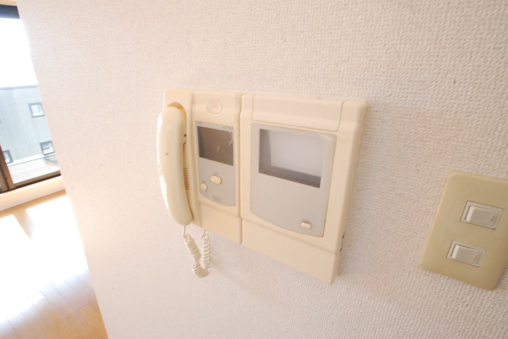 セキュリティ　カメラ付インターホン