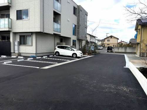 駐車場　北側駐車場