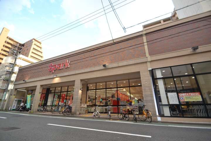 スーパー　（株）スパーク／堺町店（スーパー）まで643m