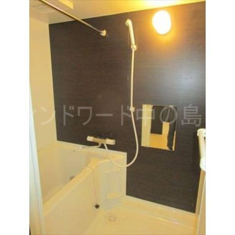 バス・シャワールーム　詳細は、ウィンドワード中の島店までご相談下さい。