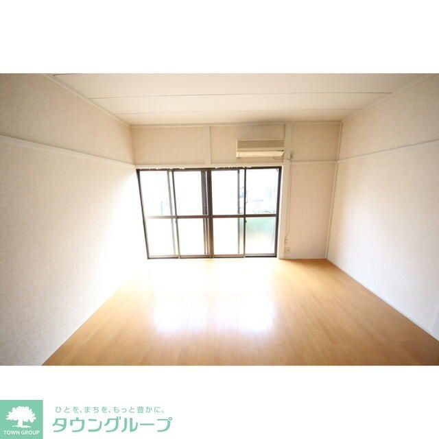 居室・リビング　★お部屋探しは株式会社タウンハウジング東京まで★
