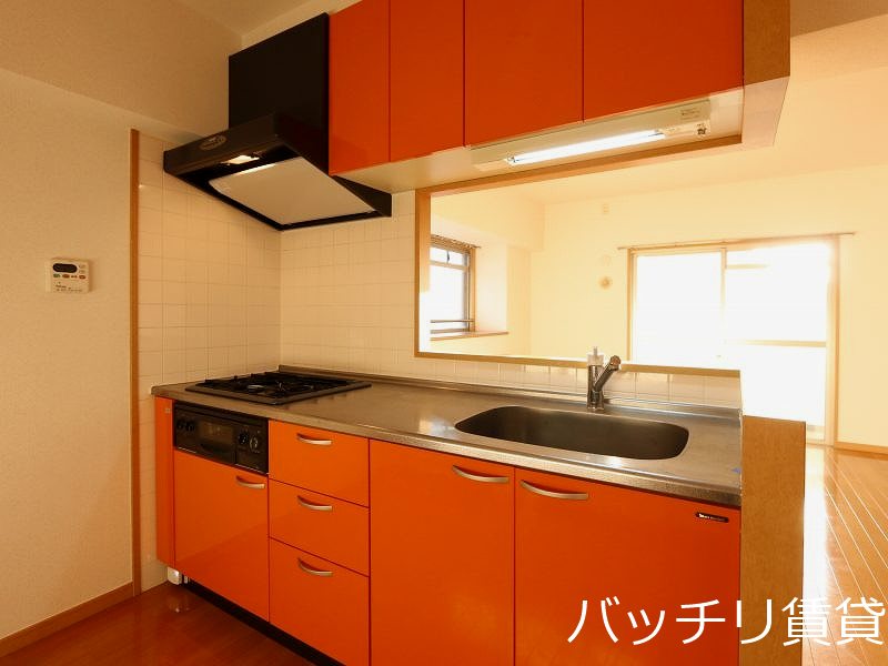 キッチン　別号室の画像。現況優先