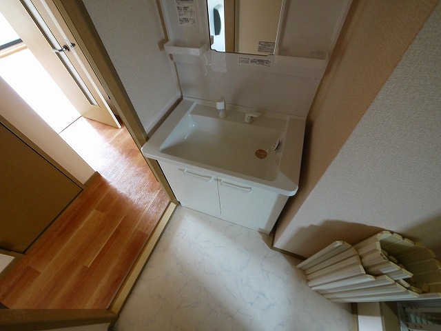 洗面設備　忙しい朝には欠かせない洗面所です