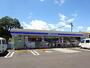 コンビニ　ローソン 千曲戸倉駅前店（コンビニ）まで807m