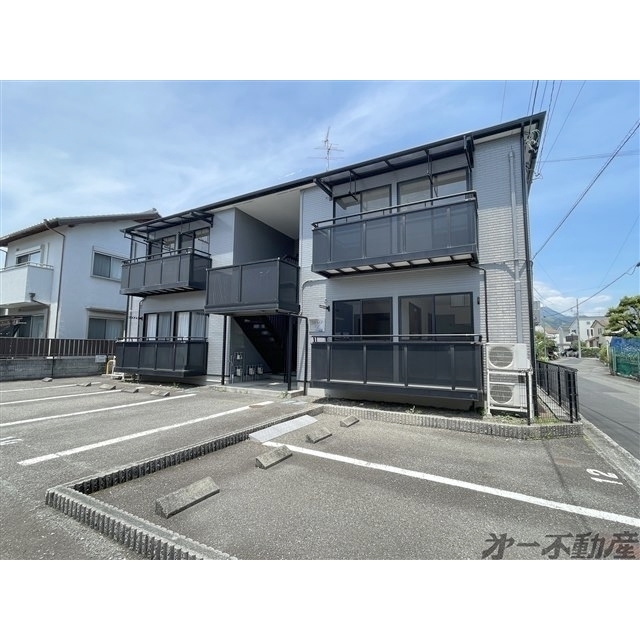 エントランス　建物外観