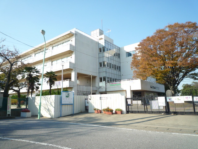 小学校　三郷市立高州東小学校（小学校）まで200m