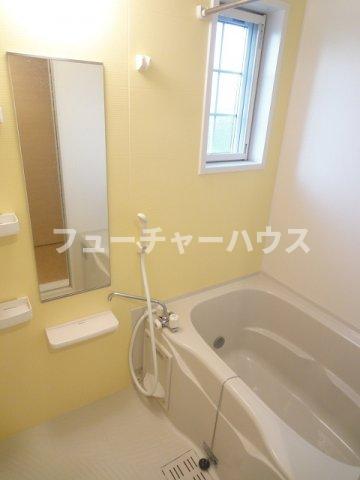 バス・シャワールーム　お風呂で日々の疲れを落としましょう