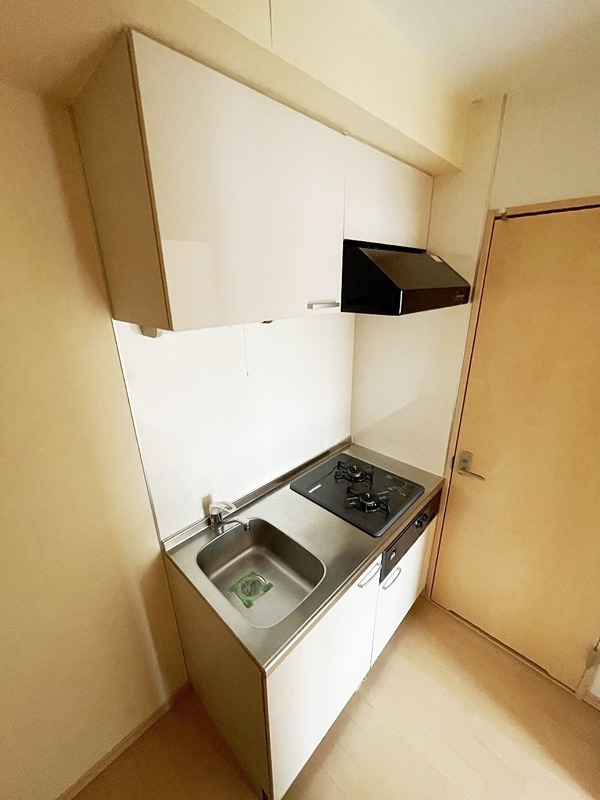 キッチン　退去予定の為、過去の参考写真になります。