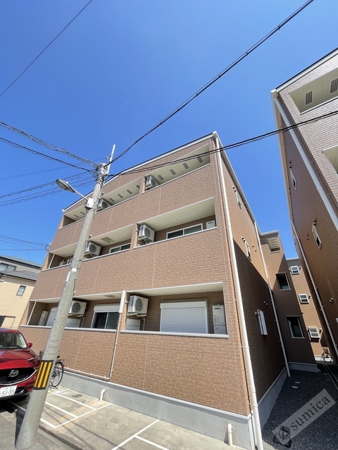 建物外観　モダンな佇まいであなたの帰りをお待ちします＾＾