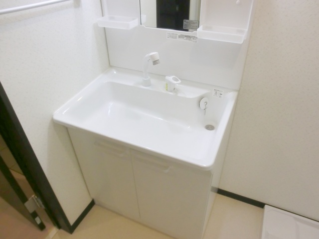 洗面設備　洗髪化粧台になっています。