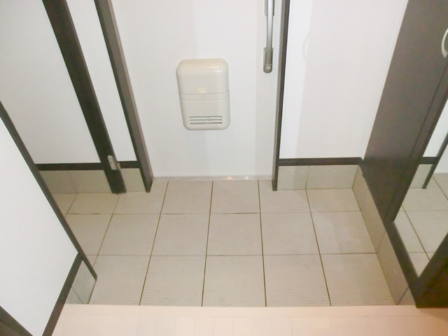 玄関　玄関です。
