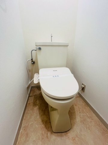 ガーデンハイツ桃山台壱番館のトイレ写真