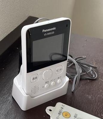 セキュリティ　モニター付きインターホン