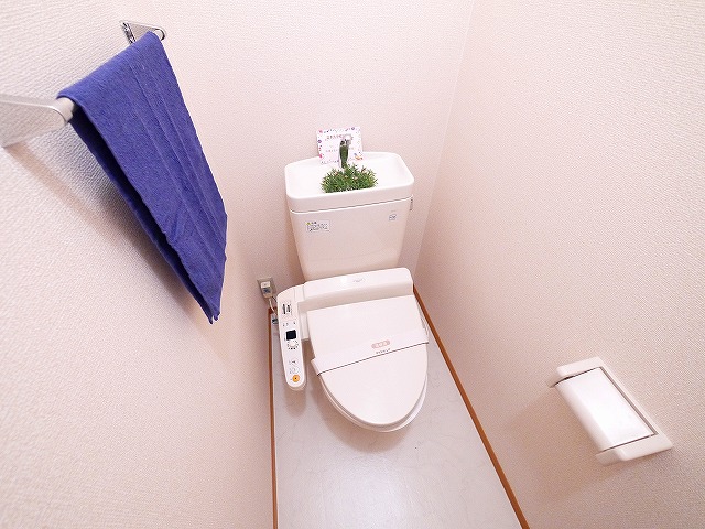 トイレ　コンパクトで使いやすいトイレです