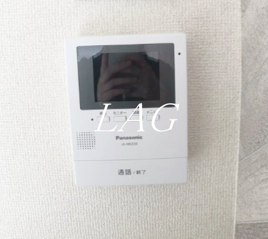 セキュリティ　モニター付きインターホンです。