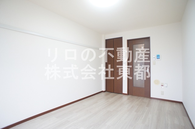 その他部屋・スペース　窓から暖かな日差しが入ります♪