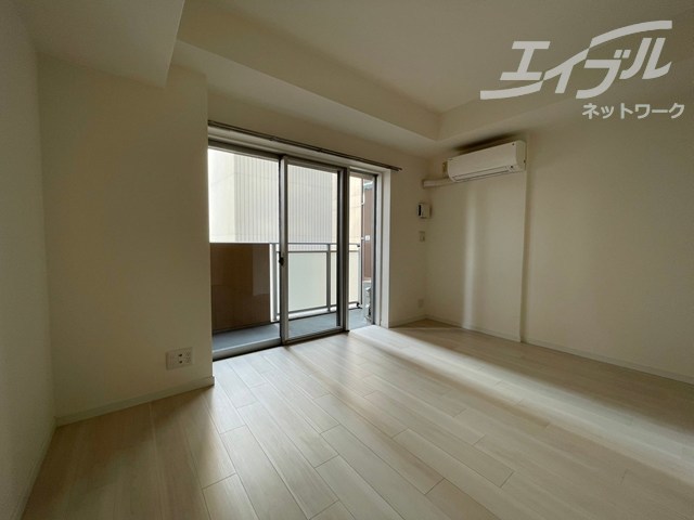居室・リビング　広々としたお部屋です！