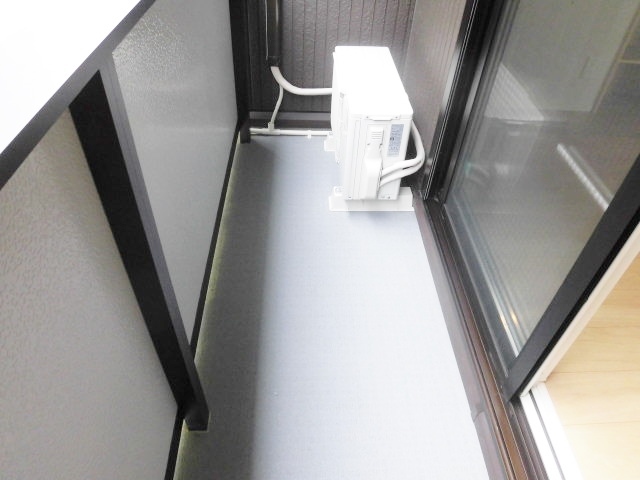 バルコニー　同じ施工会社の参考写真です
