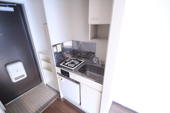 キッチン　※別部屋の写真です