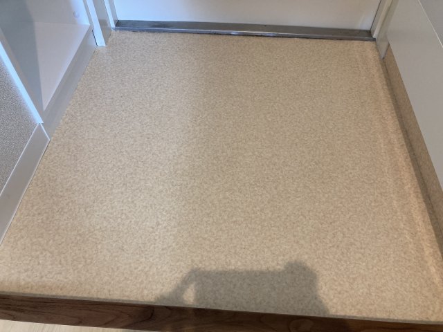 玄関　明るい玄関です