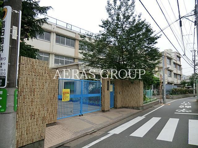 小学校　北区立西ヶ原小学校（小学校）まで353m