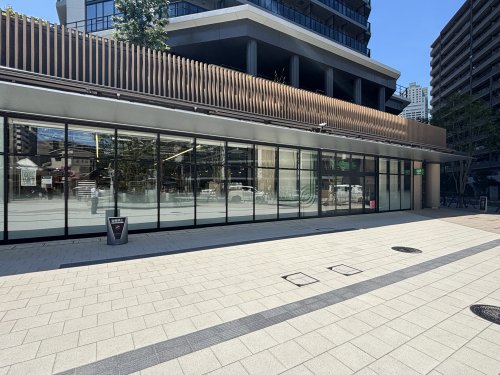 スーパー　サミットストア月島三丁目店（スーパー）まで392m