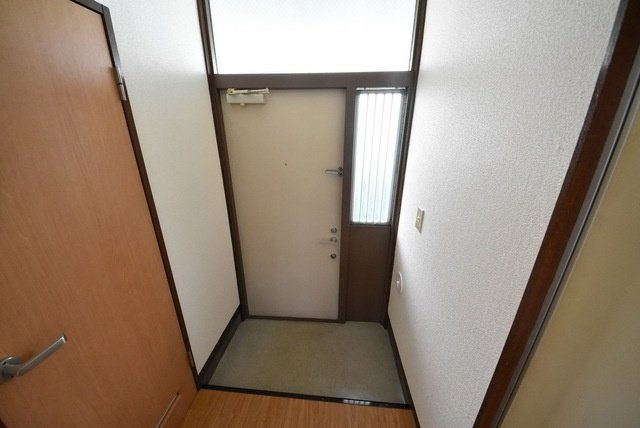 玄関　別部屋参考写真