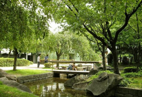 公園　せせらぎの里（公園）まで170m