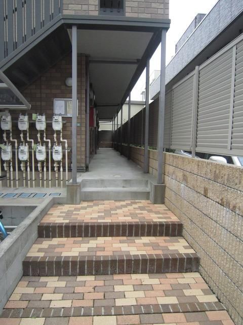 エントランス　エントランス入口